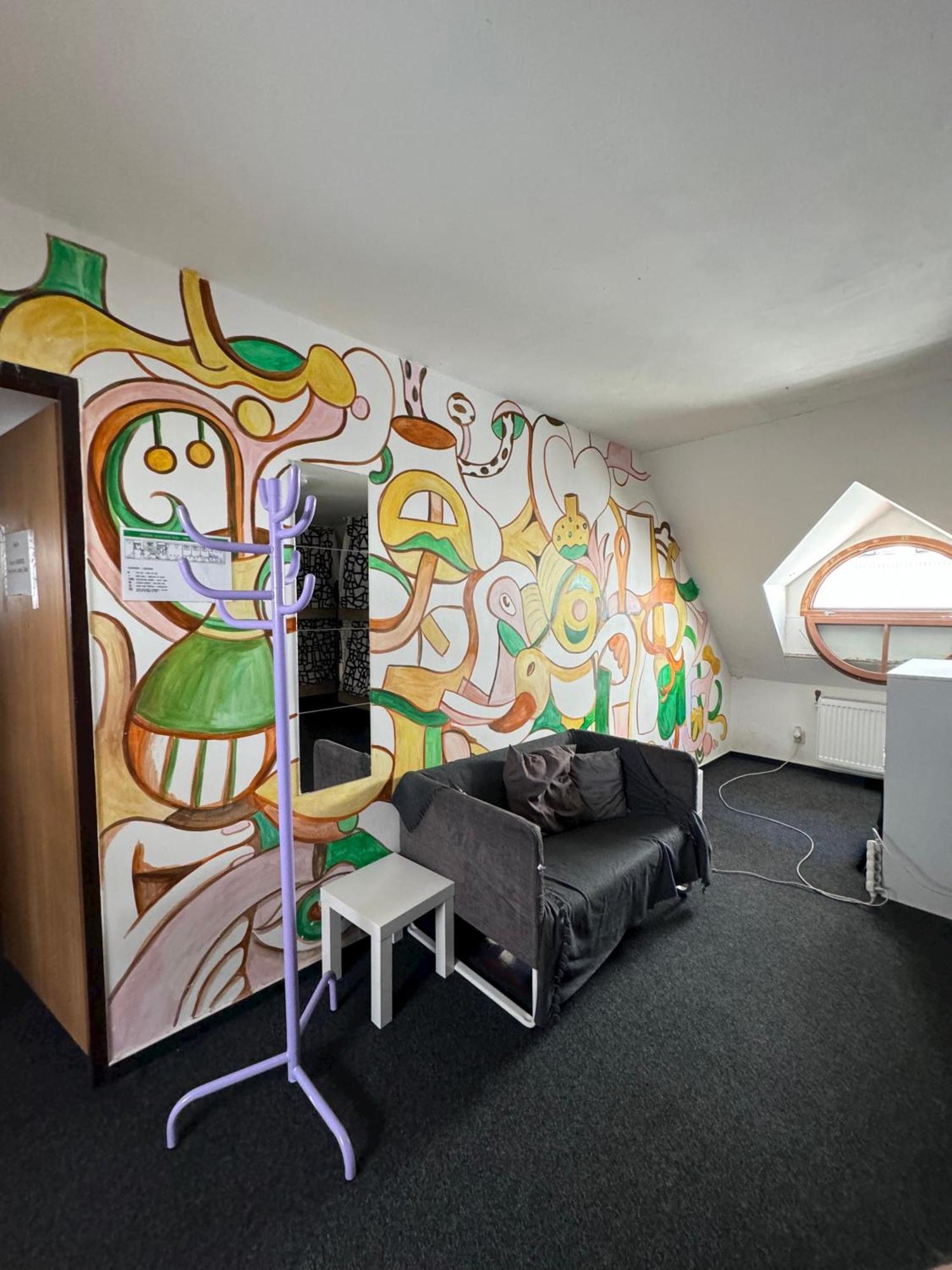 Hostel John Galt เบอร์โน ภายนอก รูปภาพ