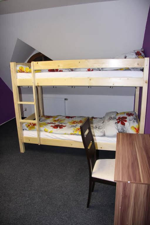 Hostel John Galt เบอร์โน ภายนอก รูปภาพ
